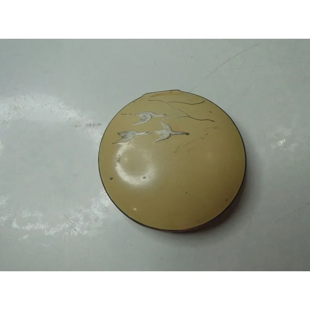 Vintage Compact Double Compartment Powder/Rouge Puff Unmarked‎ 1930s-40s Geese